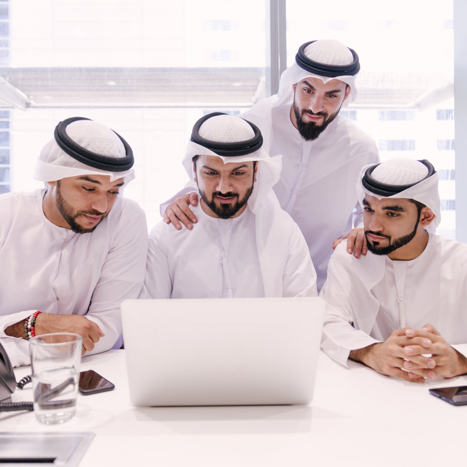 Ikat Kepala Shemagh Arab untuk - Men Accessories In Dubai ulasan dan harga